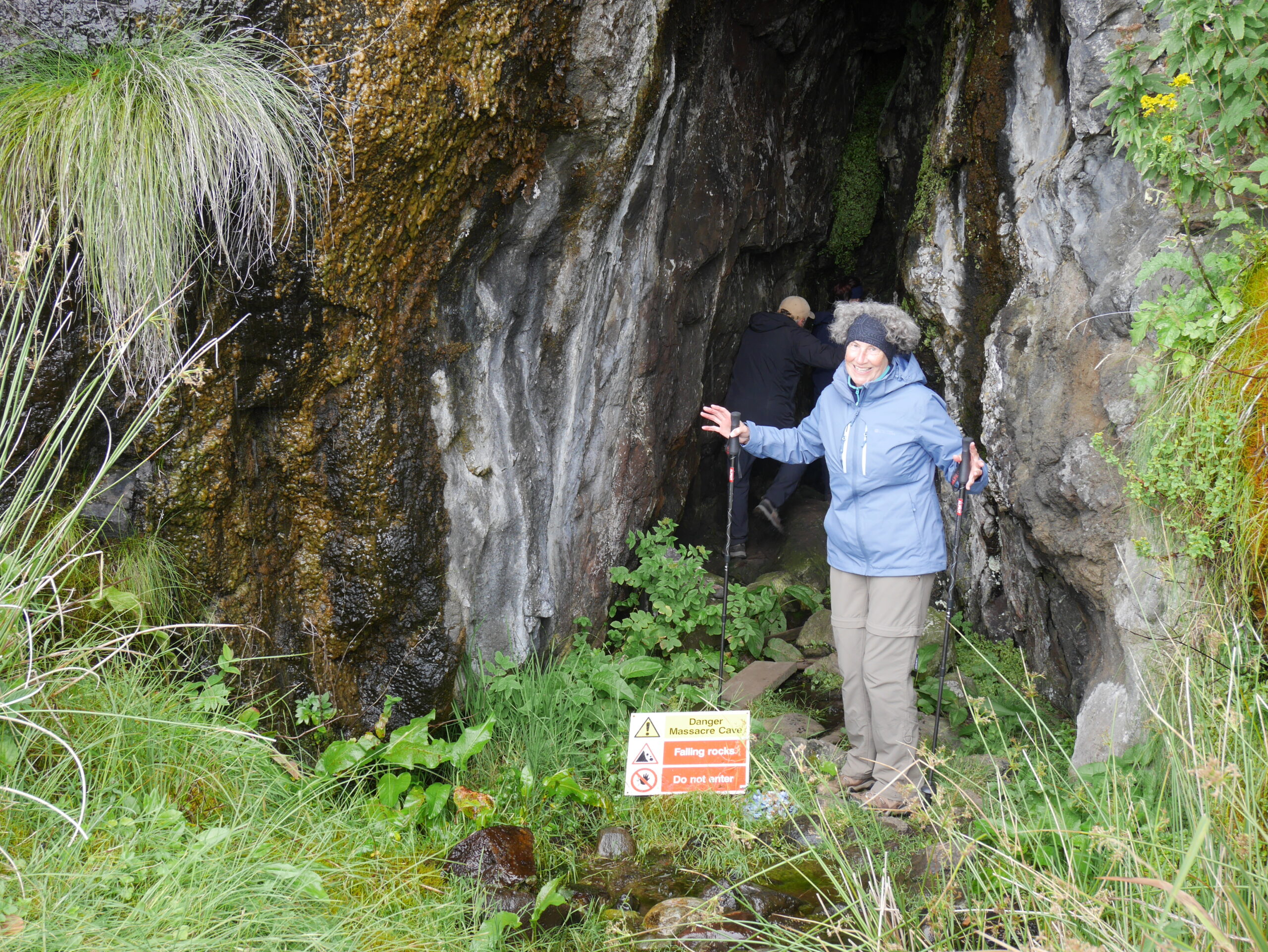 'Massacre Cave', on Eigg